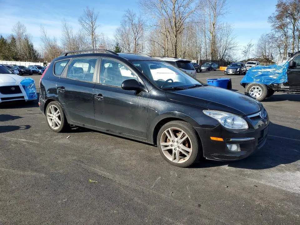 2010 HYUNDAI ELANTRA TOURING GLS  
