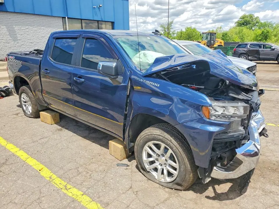 2021 CHEVROLET SILVERADO K1500 LT  