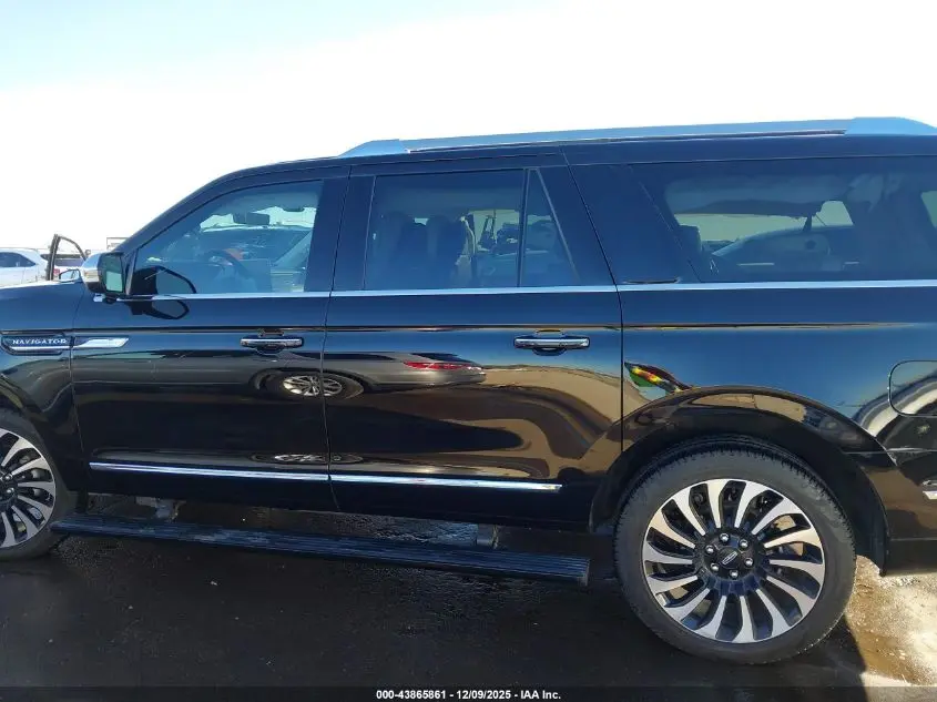2023 LINCOLN NAVIGATOR BLACK LABEL L