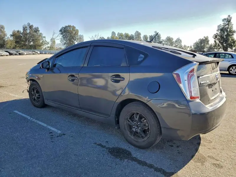 2015 TOYOTA PRIUS   