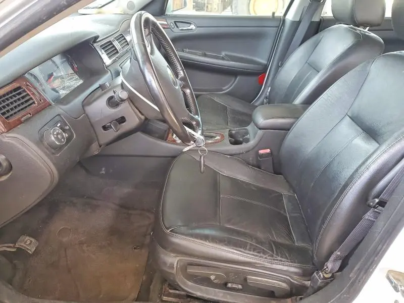 2011 CHEVROLET IMPALA LT  