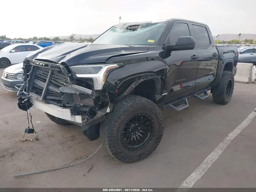2022 TOYOTA TUNDRA SR5