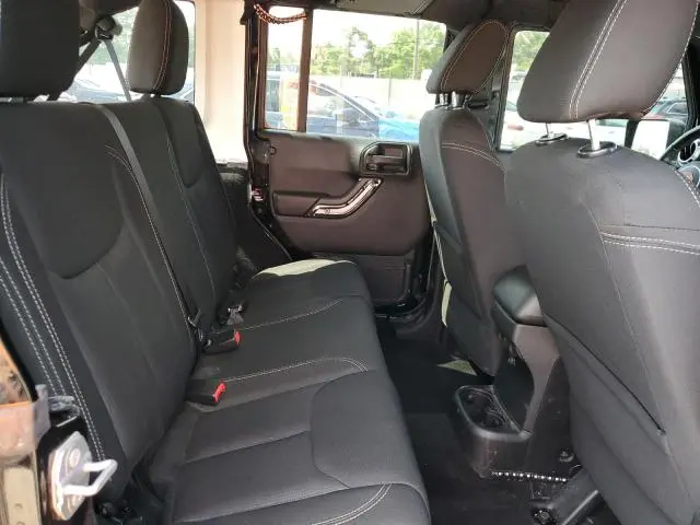 2017 JEEP WRANGLER UNLIMITED SAHARA  