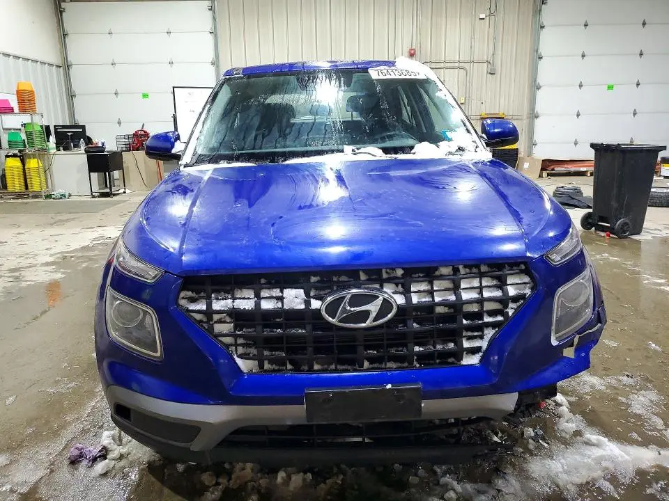 2021 HYUNDAI VENUE SE  