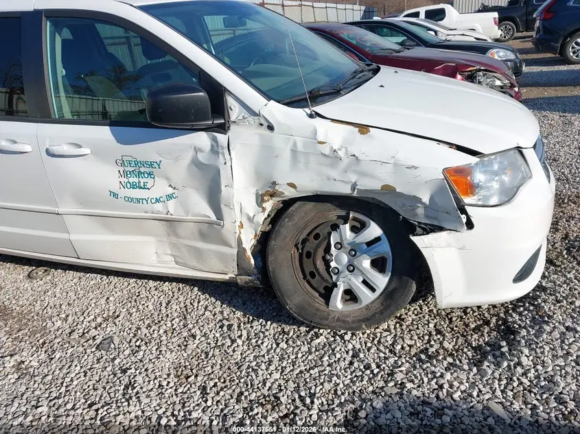 2016 DODGE GRAND CARAVAN SE