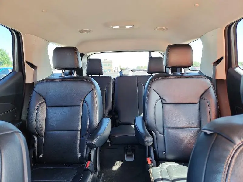2019 CHEVROLET TRAVERSE LT  