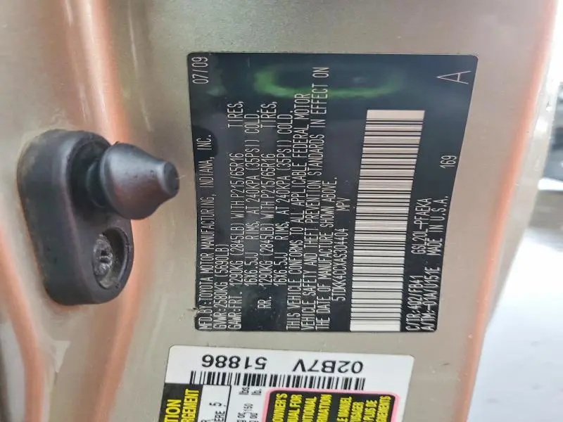 2010 TOYOTA SIENNA CE 7-PASSENGER  