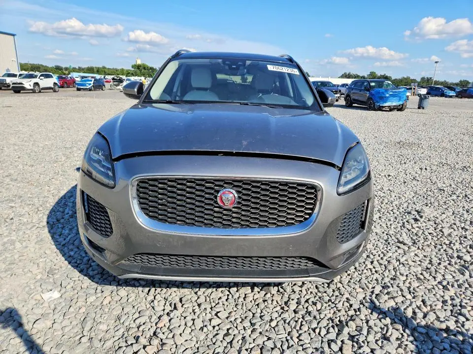 2019 JAGUAR E-PACE SE  