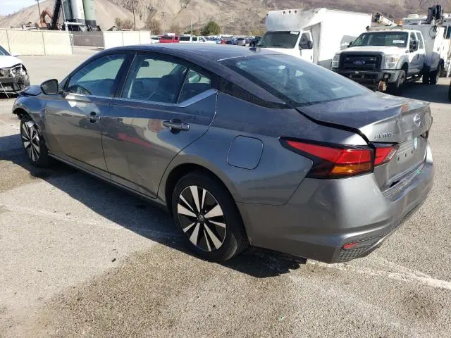 2021 NISSAN ALTIMA SR  