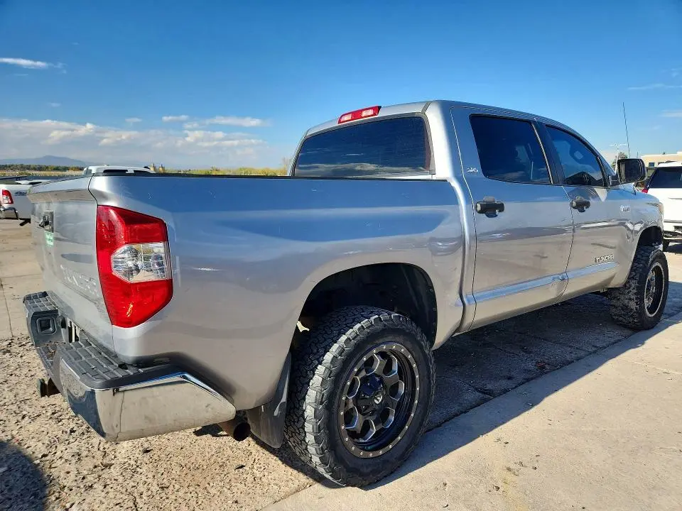 2014 TOYOTA TUNDRA CREWMAX SR5  