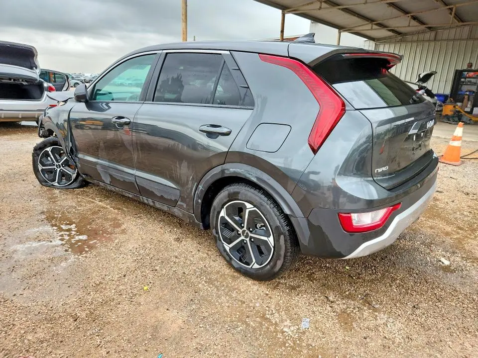 2026 KIA NIRO LX  