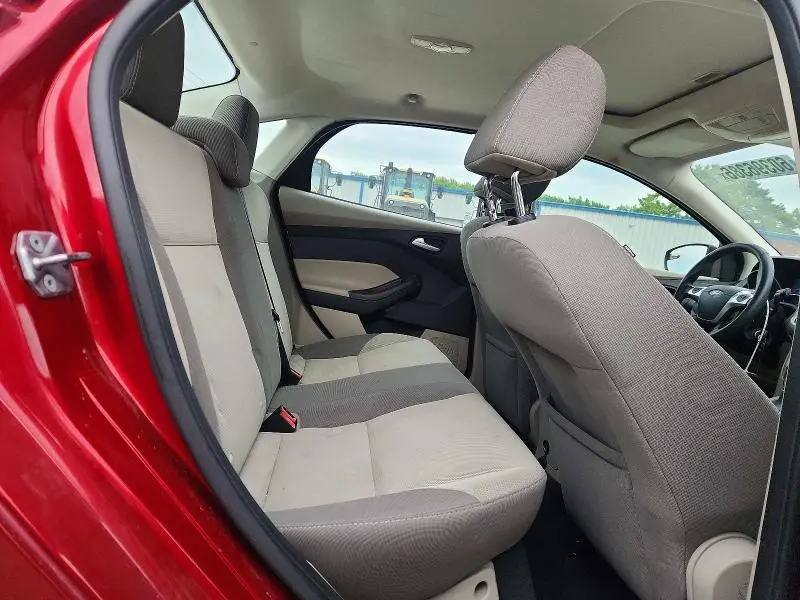 2013 FORD FOCUS SE  