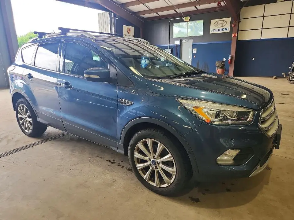 2018 FORD ESCAPE TITANIUM  