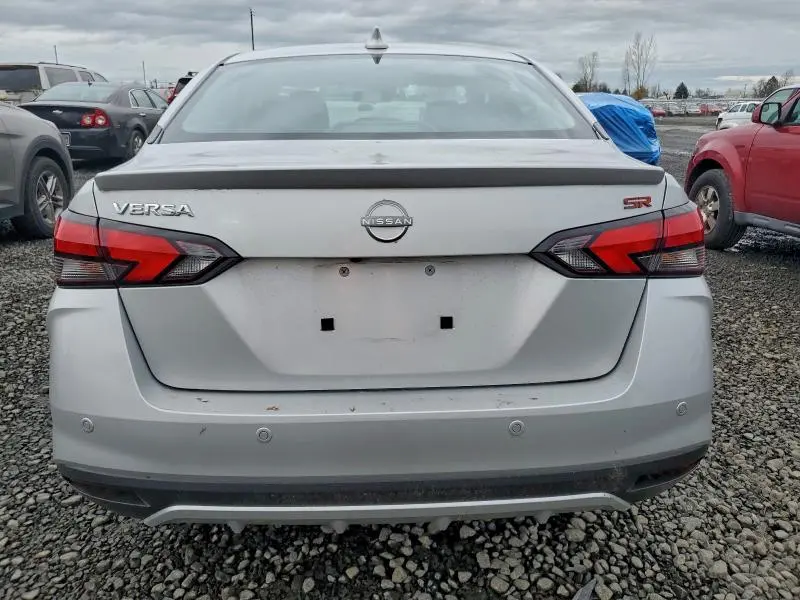 2023 NISSAN VERSA SR  
