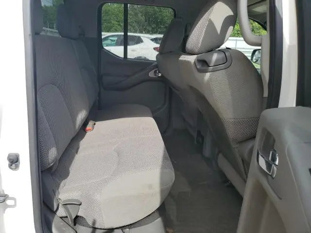2011 NISSAN FRONTIER S