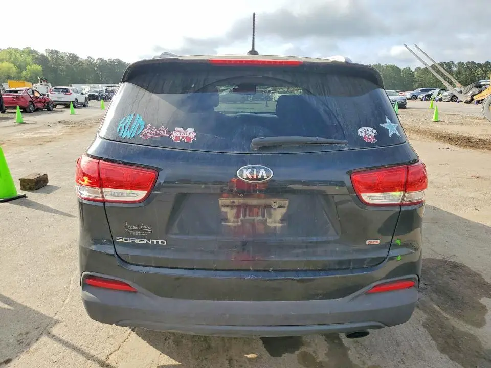 2016 KIA SORENTO LX  