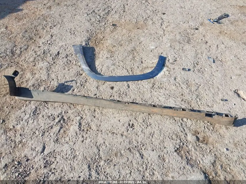 2022 GMC ACADIA AWD DENALI