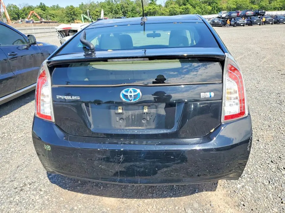 2012 TOYOTA PRIUS THREE  