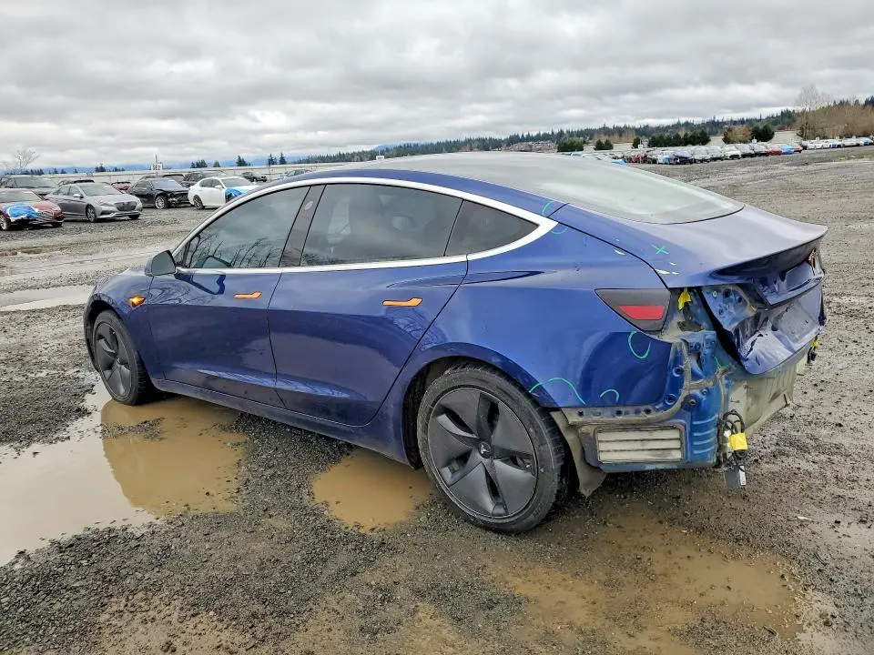 2018 TESLA MODEL 3   