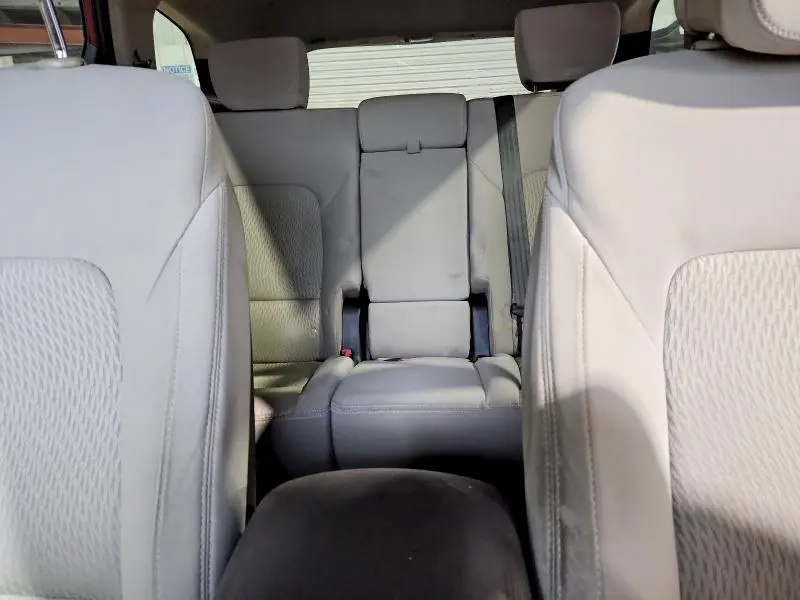 2018 HYUNDAI SANTA FE SE  