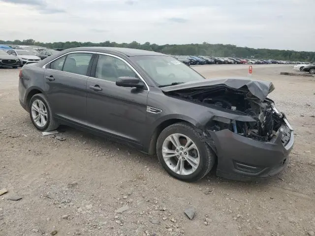 2017 FORD TAURUS SEL  