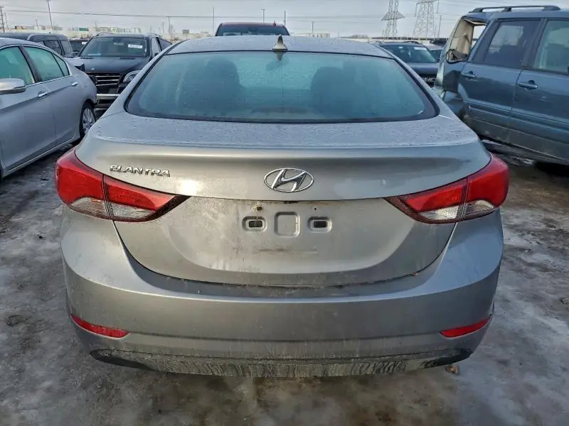 2015 HYUNDAI ELANTRA SE  