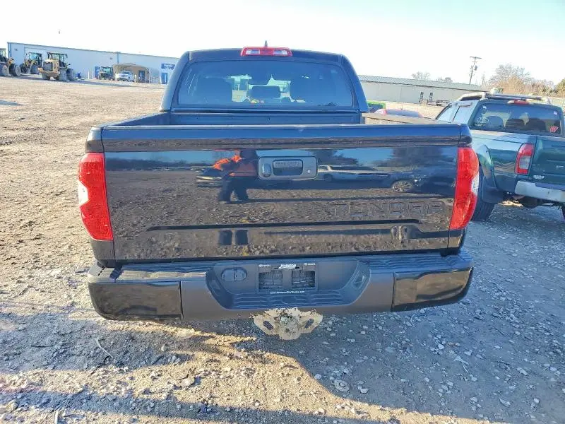 2021 TOYOTA TUNDRA CREWMAX SR5  