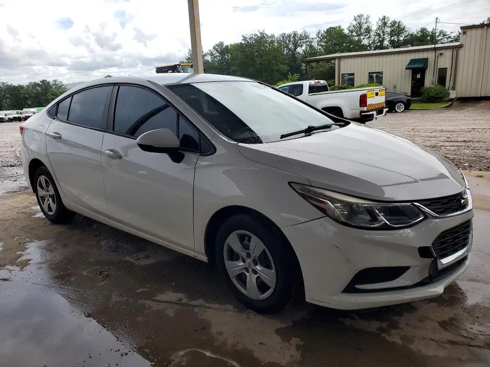 2018 CHEVROLET CRUZE LS  