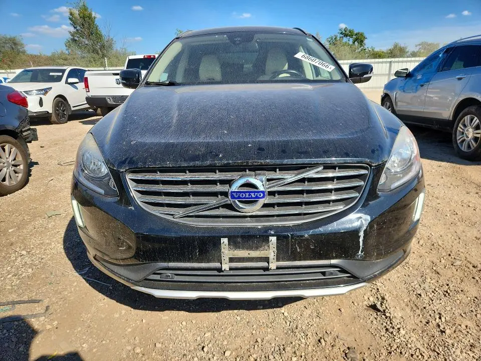 2015 VOLVO XC60 T5 PLATINUM  