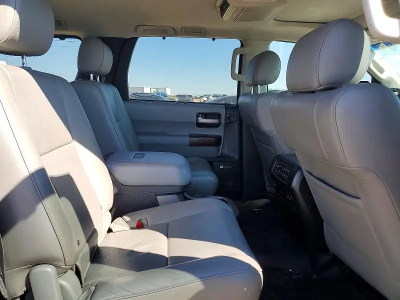 2014 TOYOTA SEQUOIA PLATINUM  