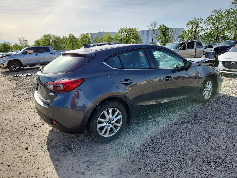 2016 MAZDA 3 TOURING  