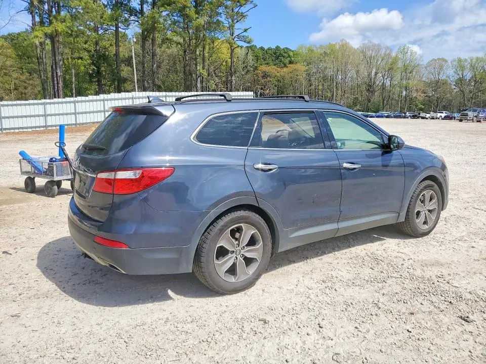 2016 HYUNDAI SANTA FE SE  