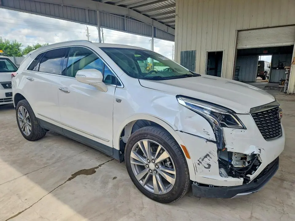 2024 CADILLAC XT5 PREMIUM LUXURY  