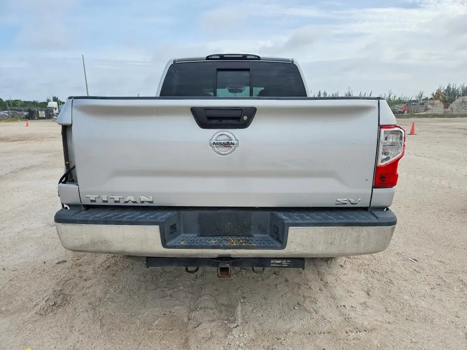 2017 NISSAN TITAN S  