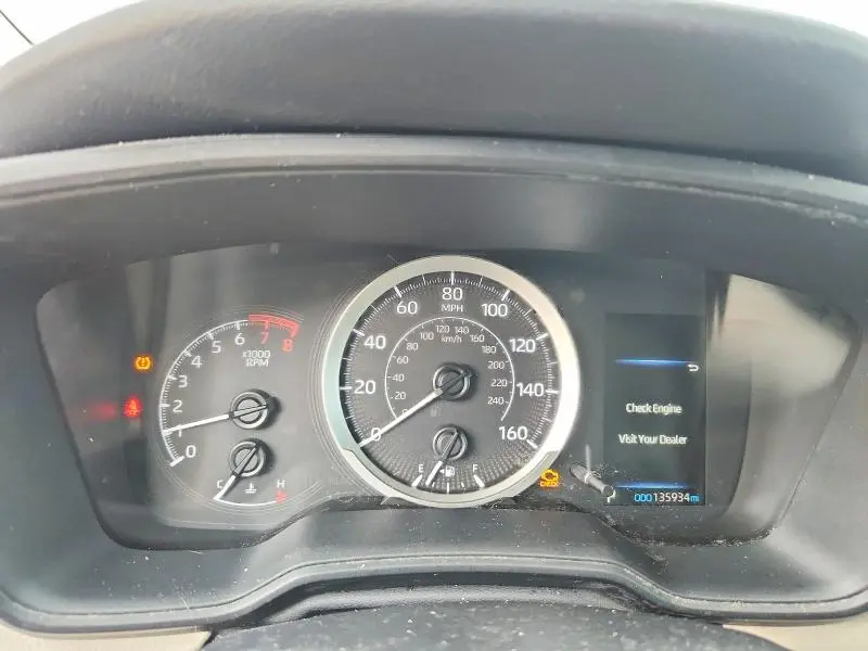 2021 TOYOTA COROLLA LE  