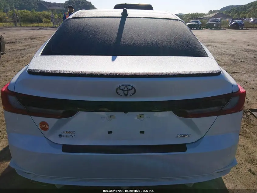 2025 TOYOTA CAMRY XSE