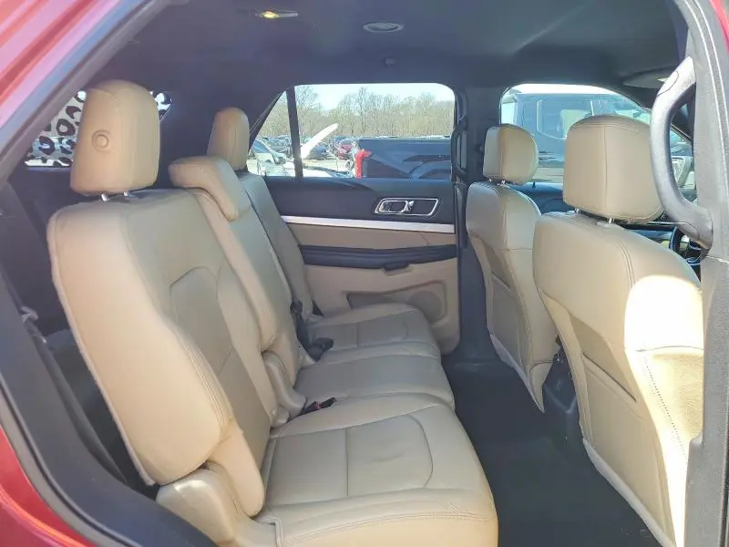 2017 FORD EXPLORER XLT  