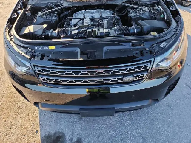 2019 LAND ROVER DISCOVERY SE  