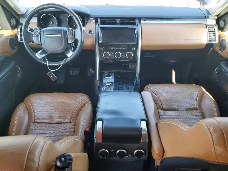 2017 LAND ROVER DISCOVERY FIRST EDITION  