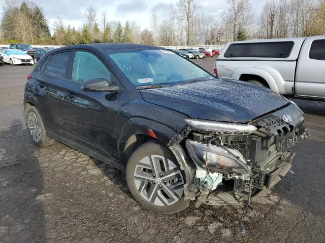 2023 HYUNDAI KONA SE  