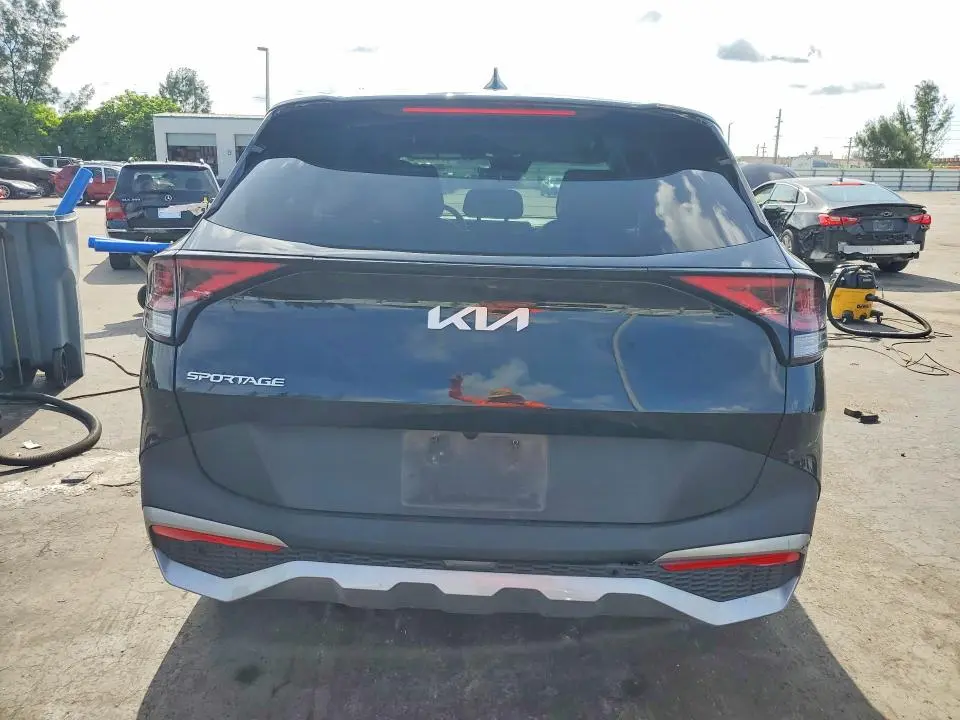 2023 KIA SPORTAGE EX  