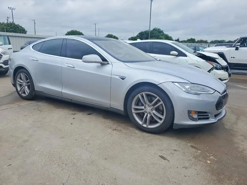 2013 TESLA MODEL S   