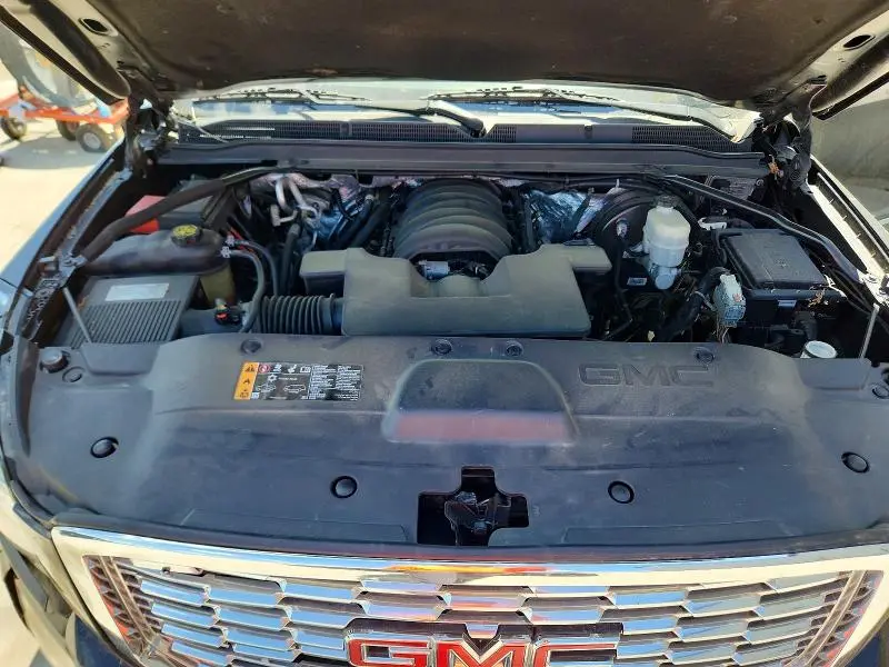 2018 GMC YUKON XL DENALI  