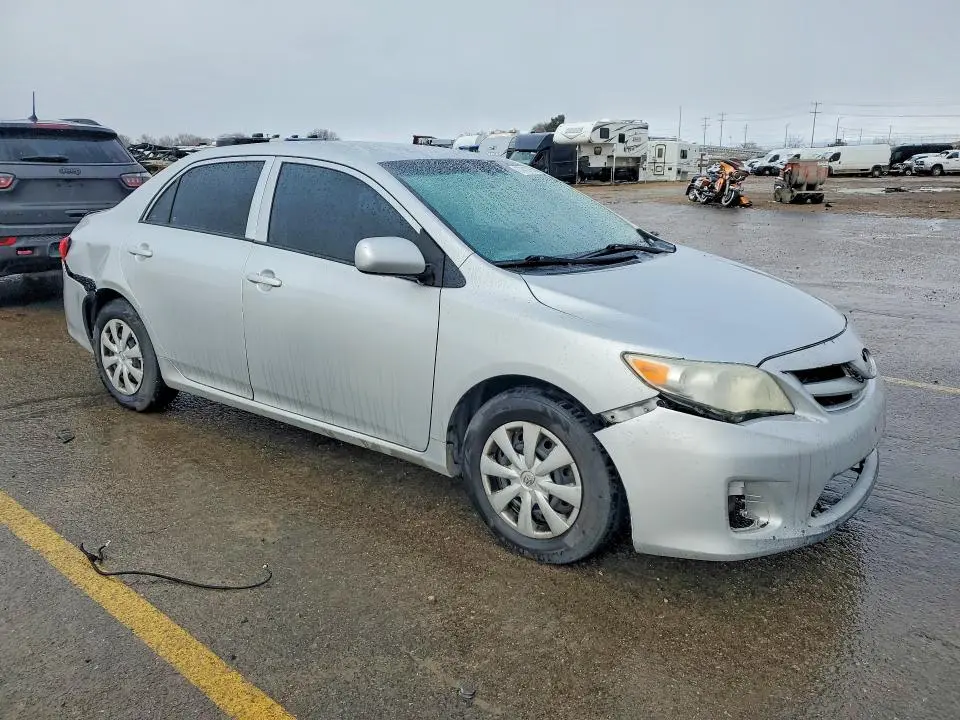 2013 TOYOTA COROLLA   