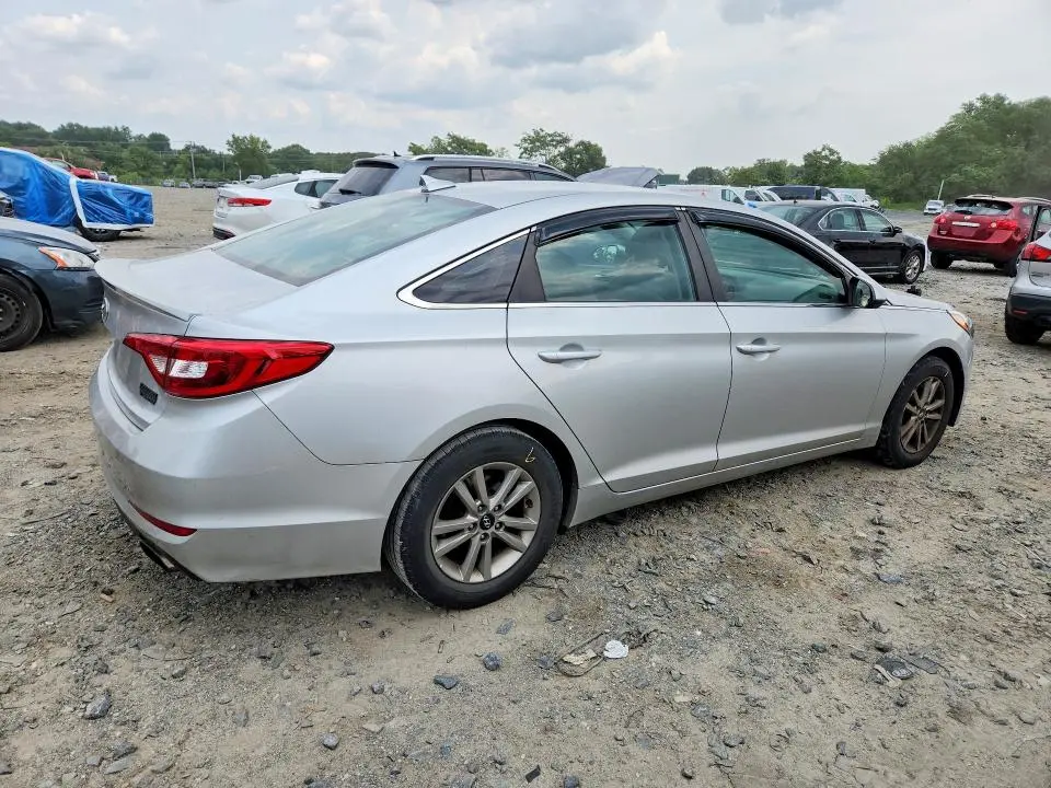 2016 HYUNDAI SONATA SE  
