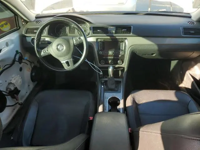 2015 VOLKSWAGEN PASSAT SE  