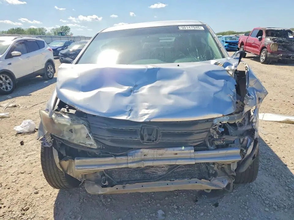 2011 HONDA ODYSSEY LX  