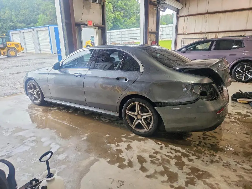 2017 MERCEDES-BENZ E 300 4MATIC  