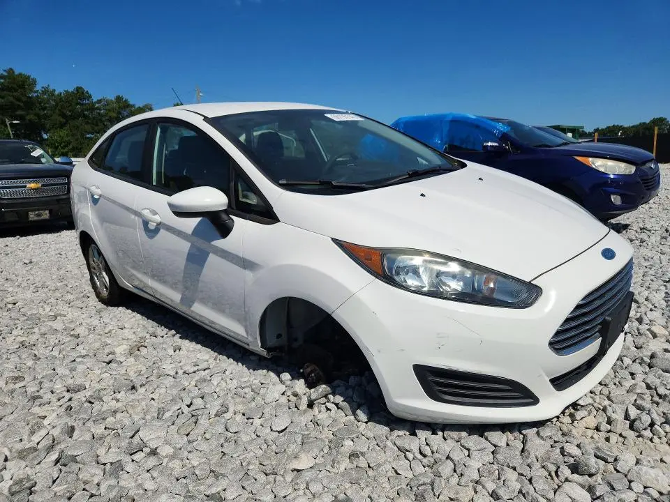2019 FORD FIESTA SE  