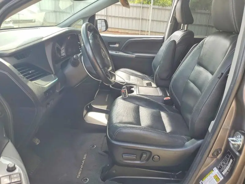 2015 TOYOTA SIENNA SPORT  